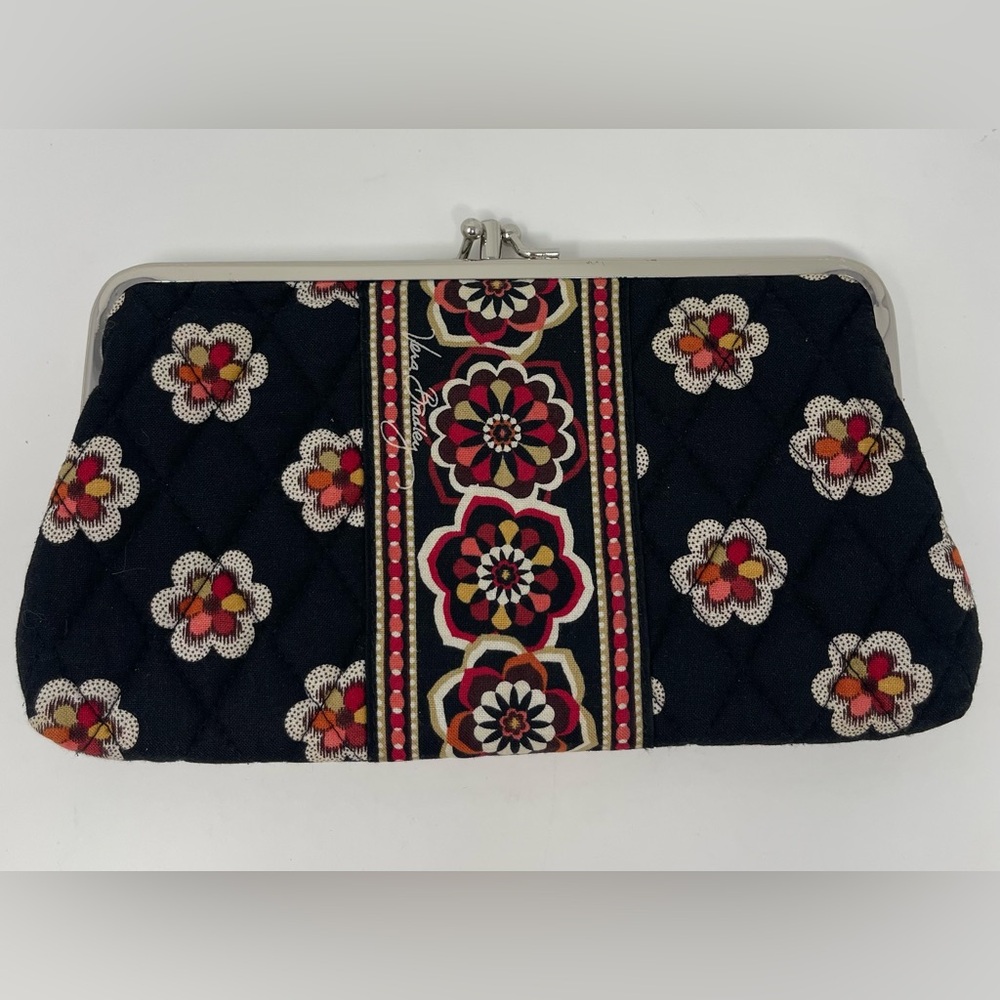 VERA BRADLEY: Clutch/Wallet Organizer. Pirouette Black. Retired.